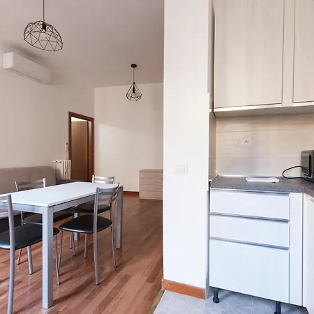 Apartment Youhosty - Lomazzo C 3 *
