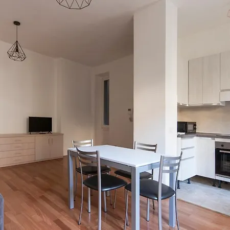 Youhosty - Lomazzo C 3 Apartment *