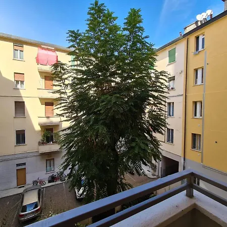 Youhosty - Lomazzo C 3 Apartmán *